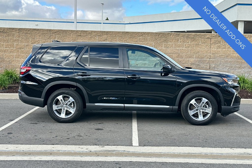 Certified 2025 Honda Pilot EX-L image 3