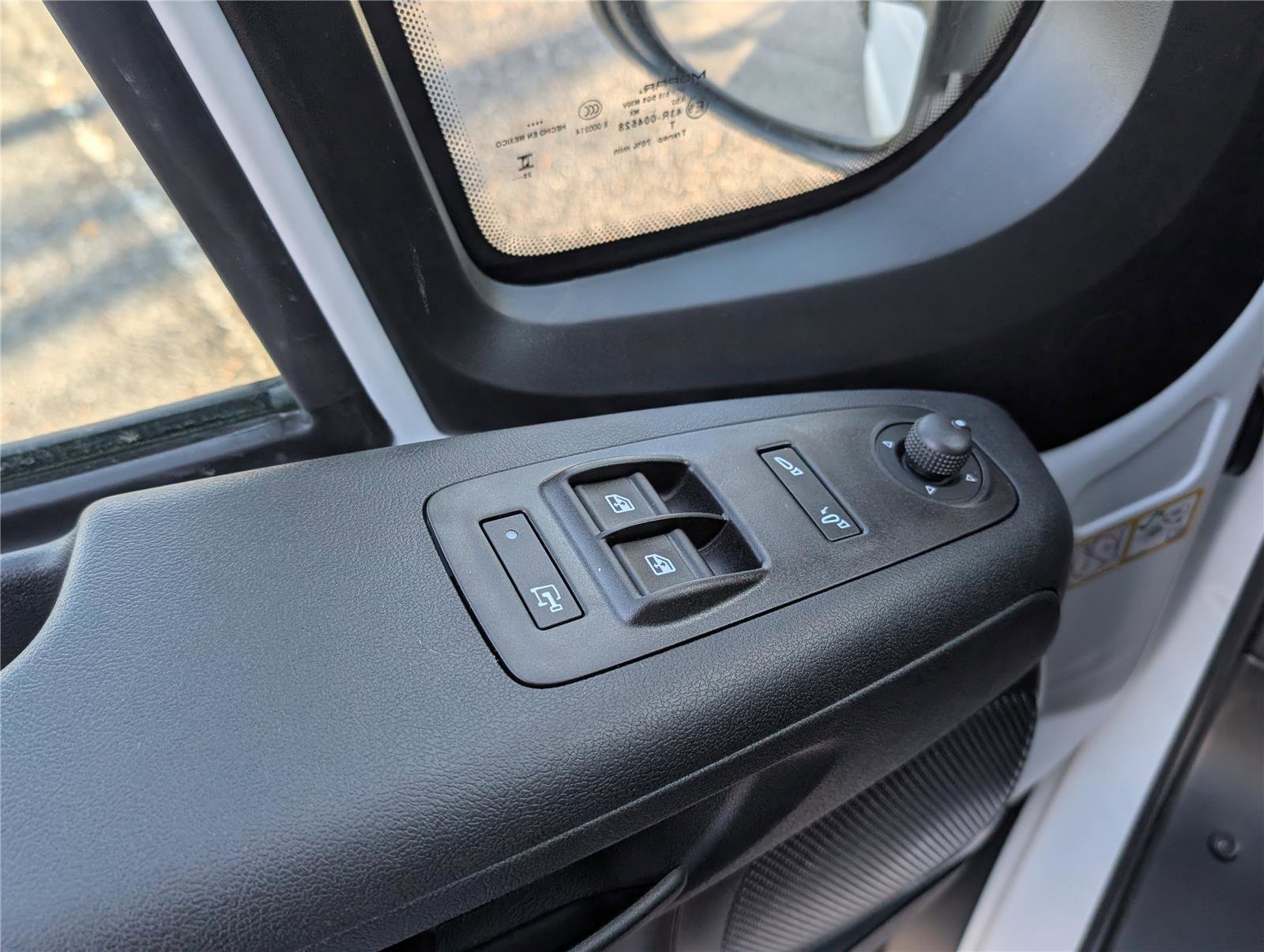 New 2026 RAM ProMaster 2500 w/ Convenience Group image 14