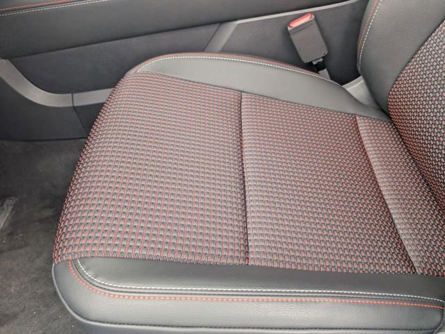 New 2026 Nissan Kicks SR w/ Cold Weather Package image 23