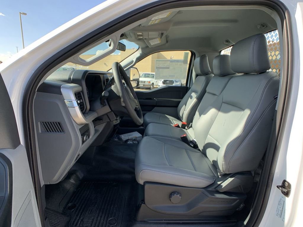 New 2025 Ford F350 XL w/ XL Chrome Package RWD image 17