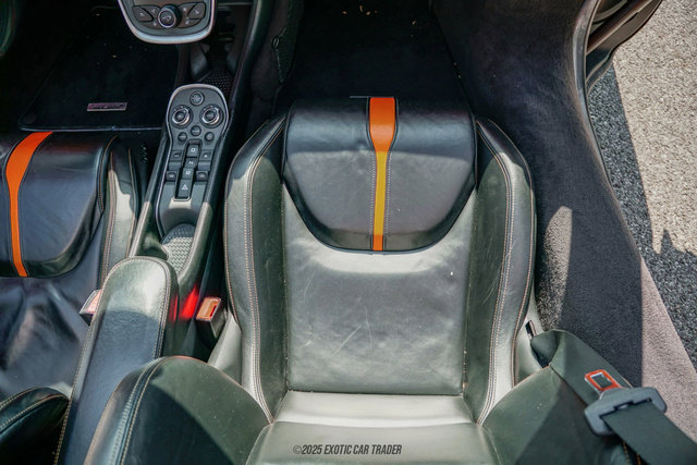 Used 2019 McLaren 570S Spider image 40