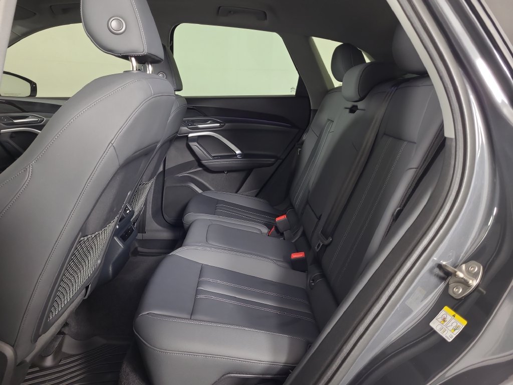 Used 2025 Audi Q5 Premium AWD/4WD image 19
