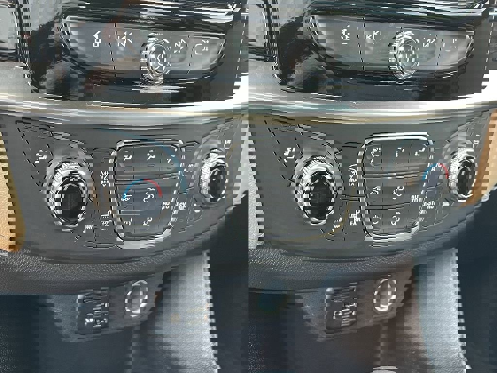 Certified 2023 Chevrolet Traverse Premier image 26