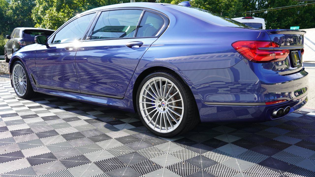 Used 2018 BMW ALPINA B7 xDrive AWD/4WD image 11
