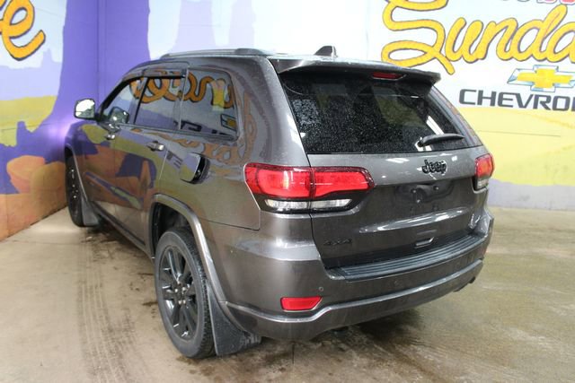 Used 2020 Jeep Grand Cherokee Altitude AWD/4WD image 6