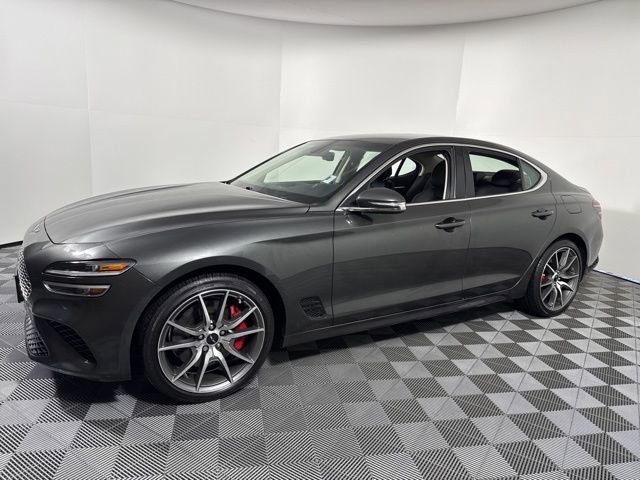 Used 2025 Genesis G70 2.5T image 13