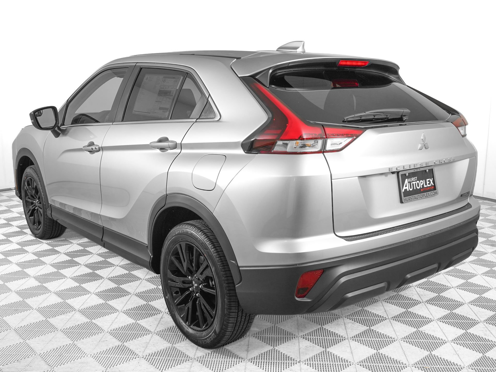 New 2026 Mitsubishi Eclipse Cross LE AWD/4WD image 8
