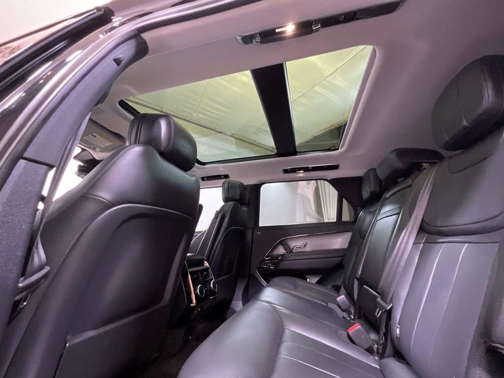 Used 2023 Land Rover Range Rover Sport SE image 42