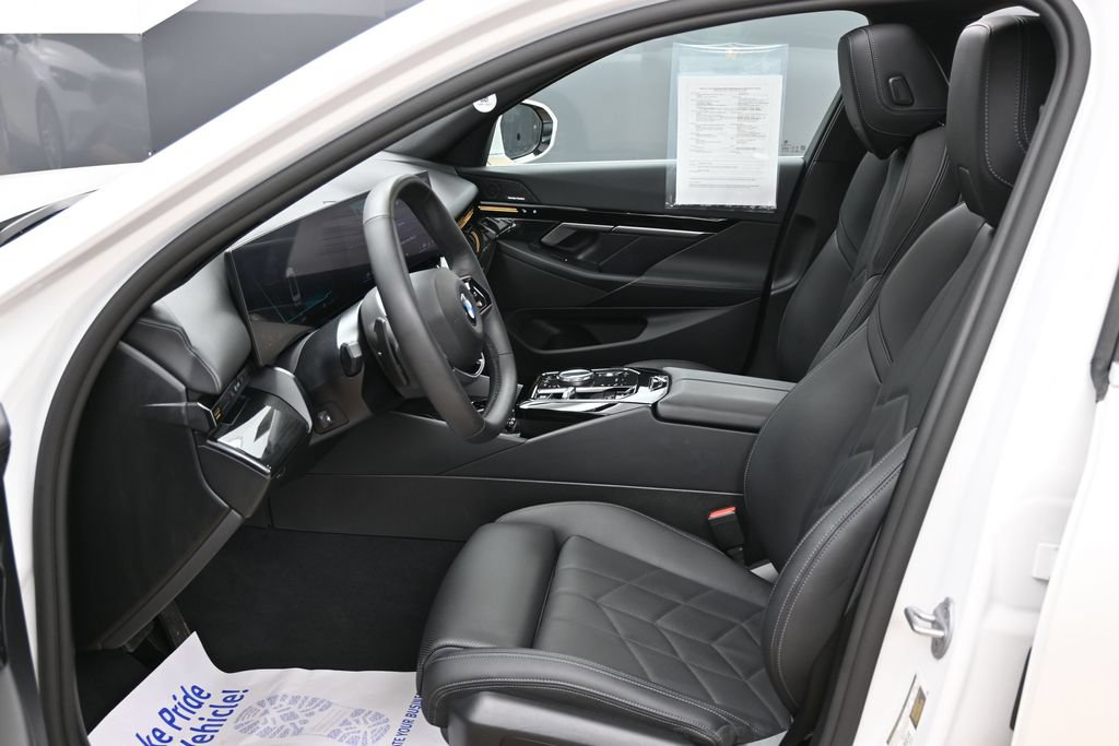 Used 2025 BMW 530i RWD image 20