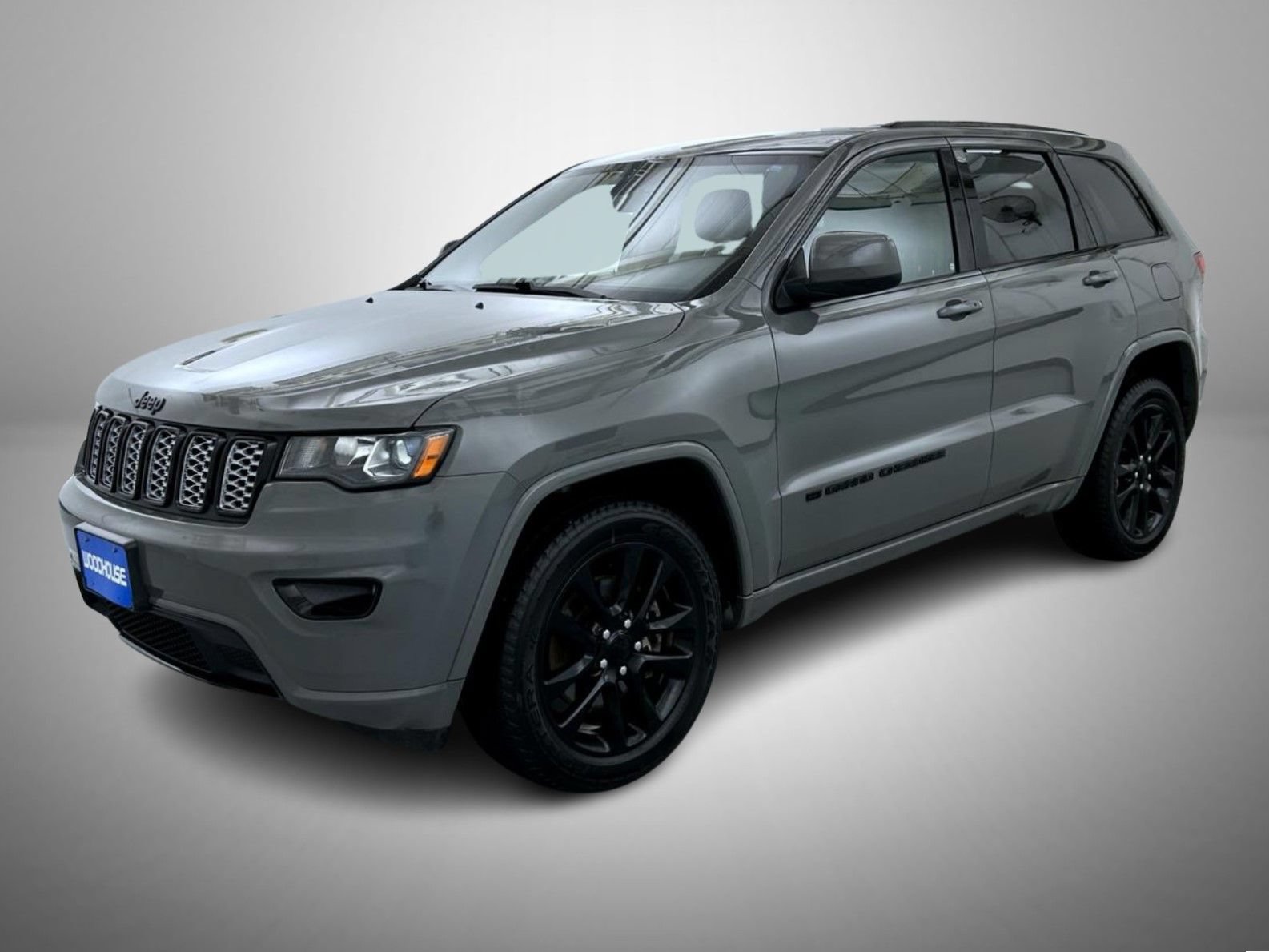 Used 2022 Jeep Grand Cherokee Laredo X AWD/4WD image 1