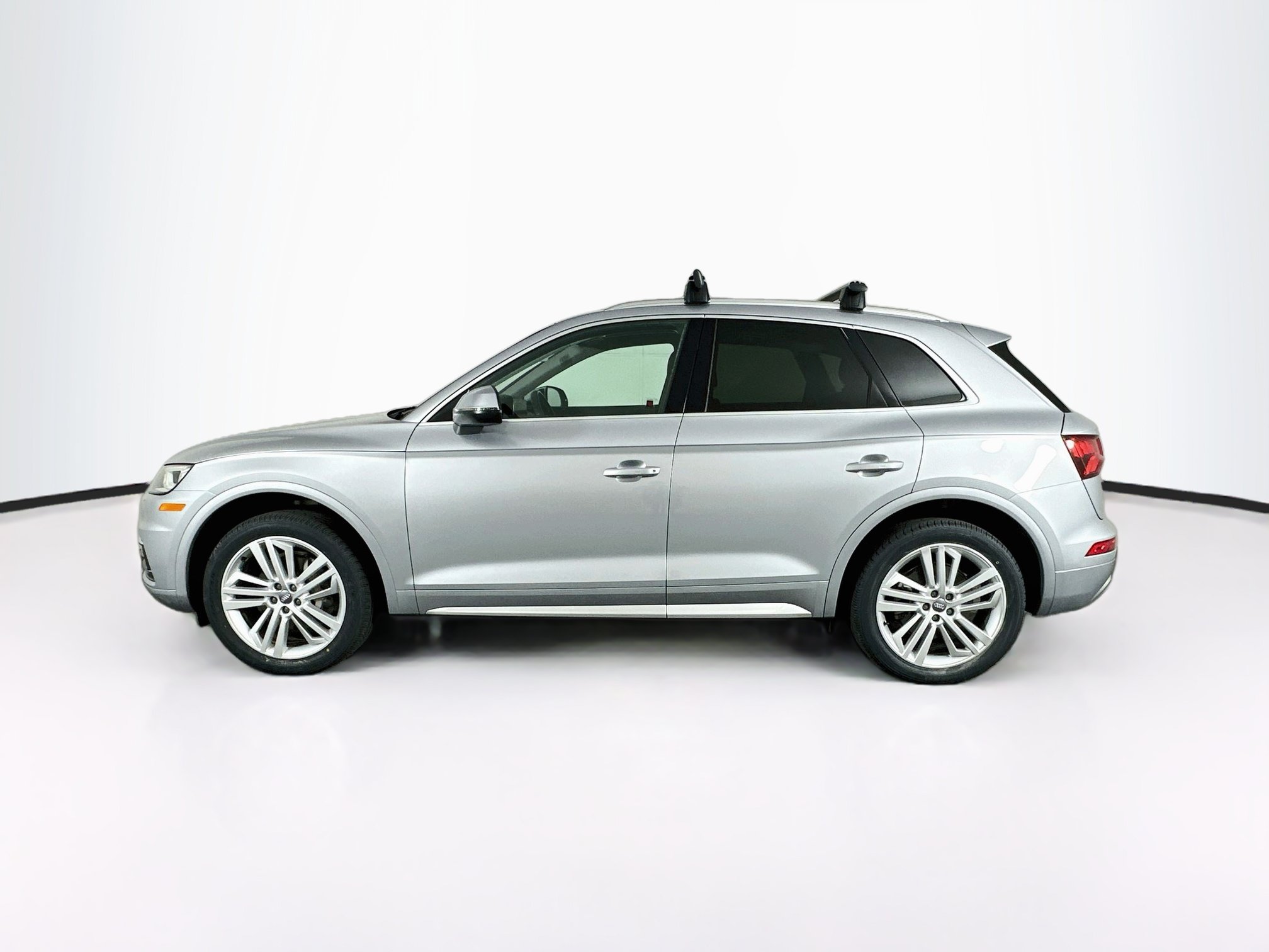 Used 2019 Audi Q5 2.0T Premium Plus w/ Premium Plus Package AWD/4WD image 4