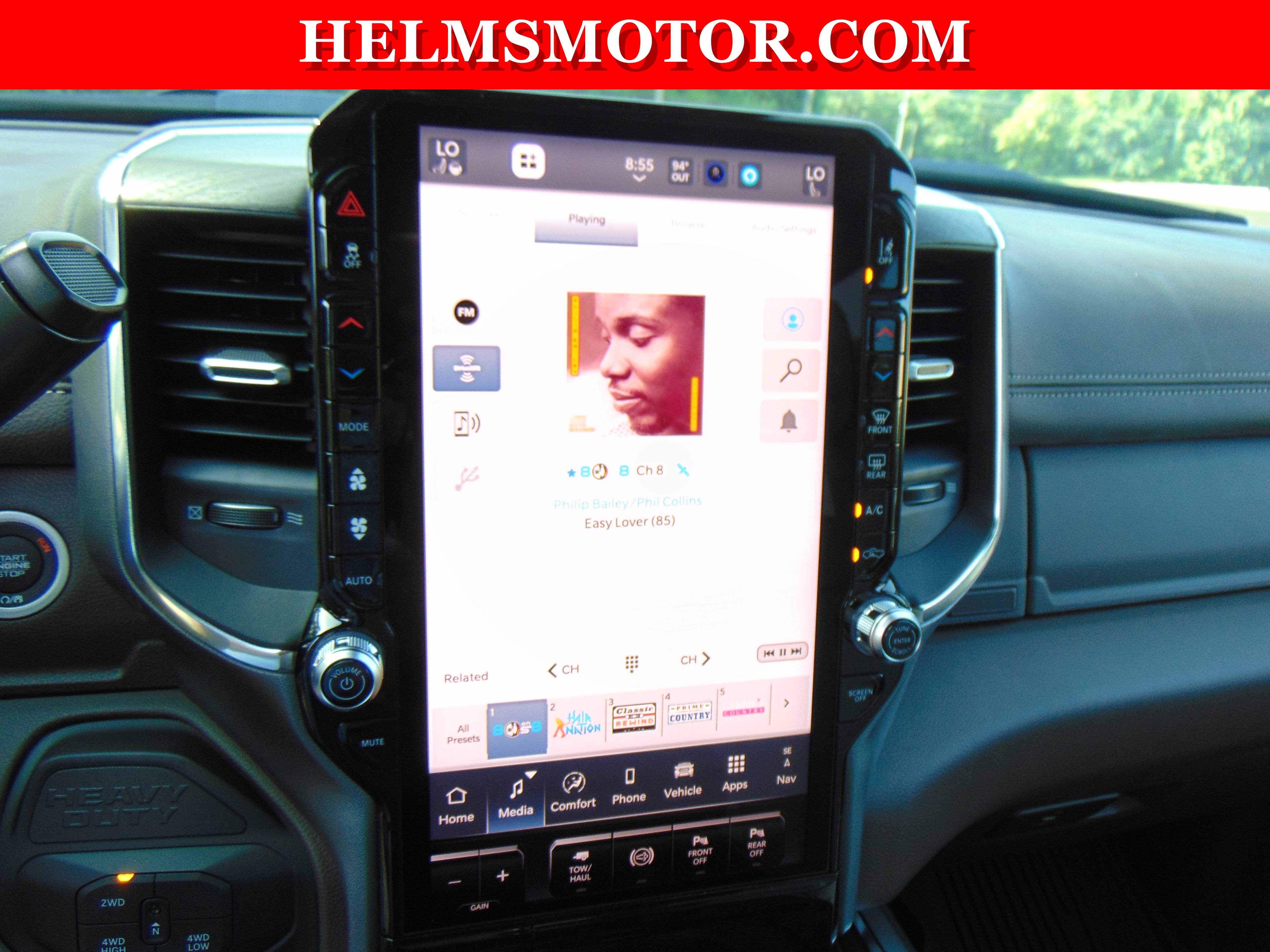 New 2025 RAM 2500 Laramie AWD/4WD image 26