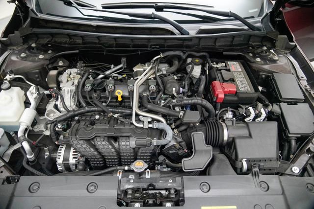 Used 2024 Nissan Altima 2.5 SV image 14