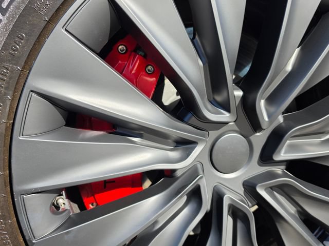 Used 2025 Tesla Model Y Long Range AWD/4WD image 6