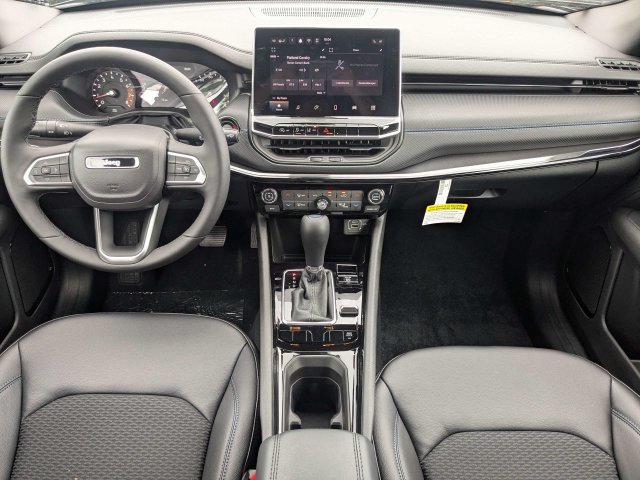 New 2026 Jeep Compass Latitude AWD/4WD image 15