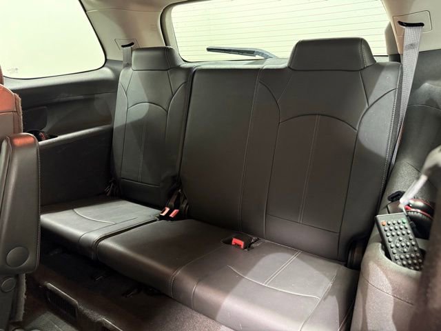 Used 2015 GMC Acadia SLT image 26