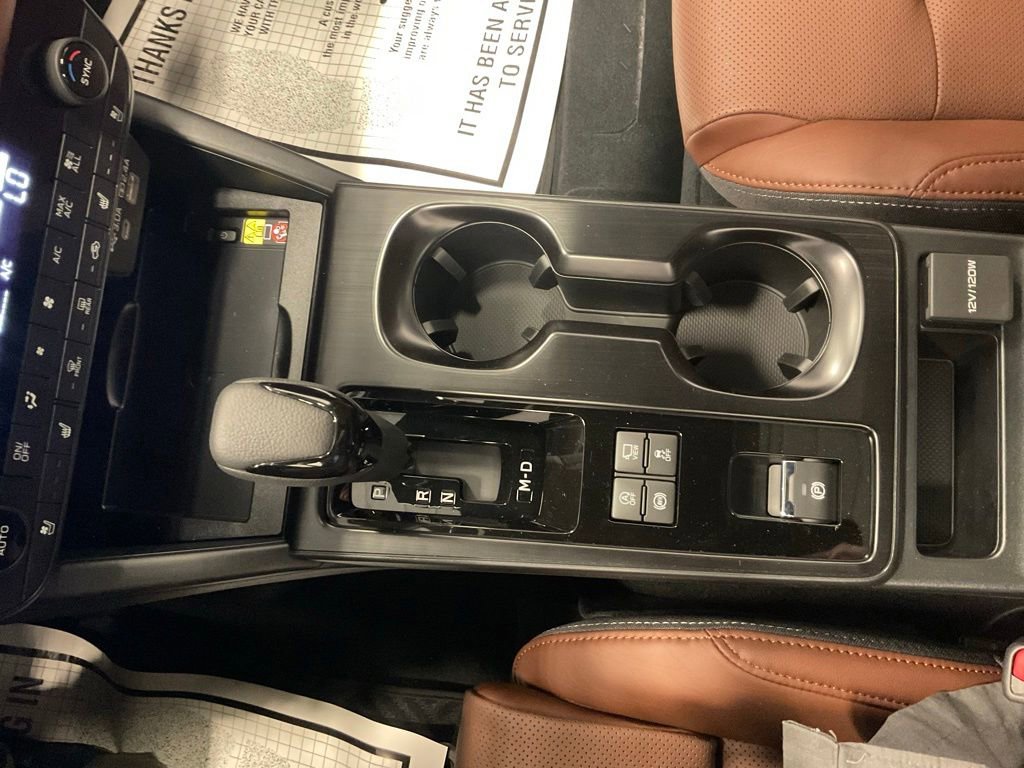 New 2026 Subaru Outback Touring XT AWD/4WD image 16