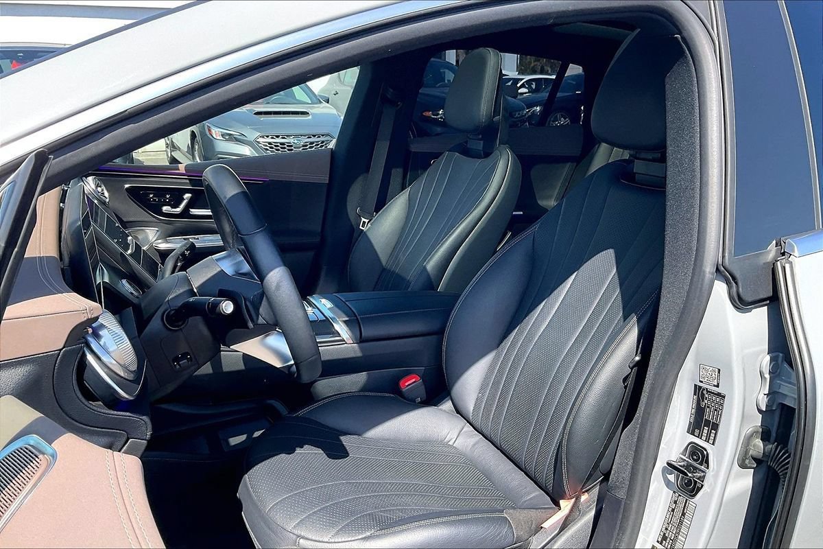 Used 2023 Mercedes-Benz EQE 500 4MATIC Sedan image 7