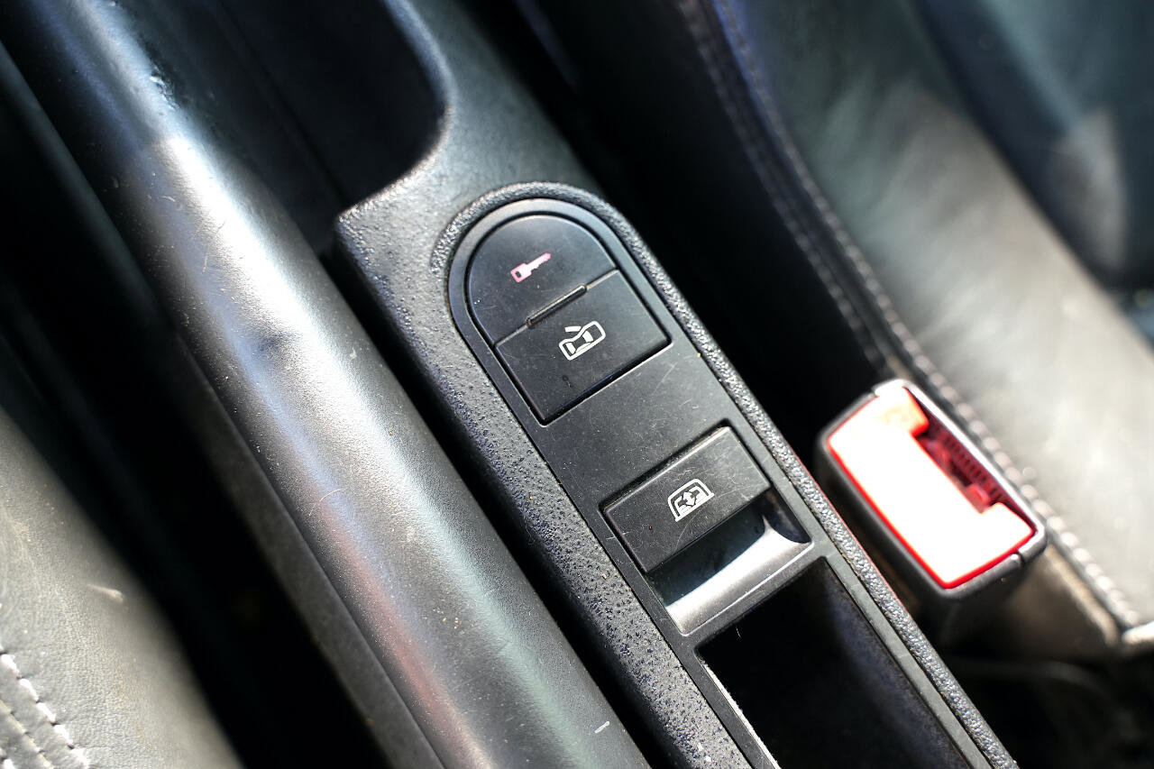 Used 2003 Audi TT 1.8T image 39