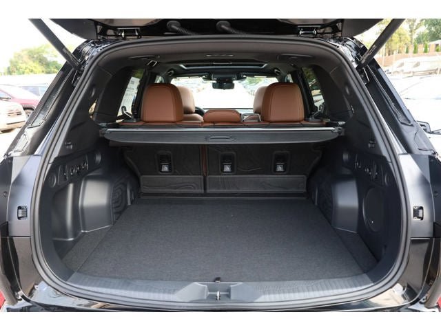 New 2026 Subaru Forester Touring AWD/4WD image 36