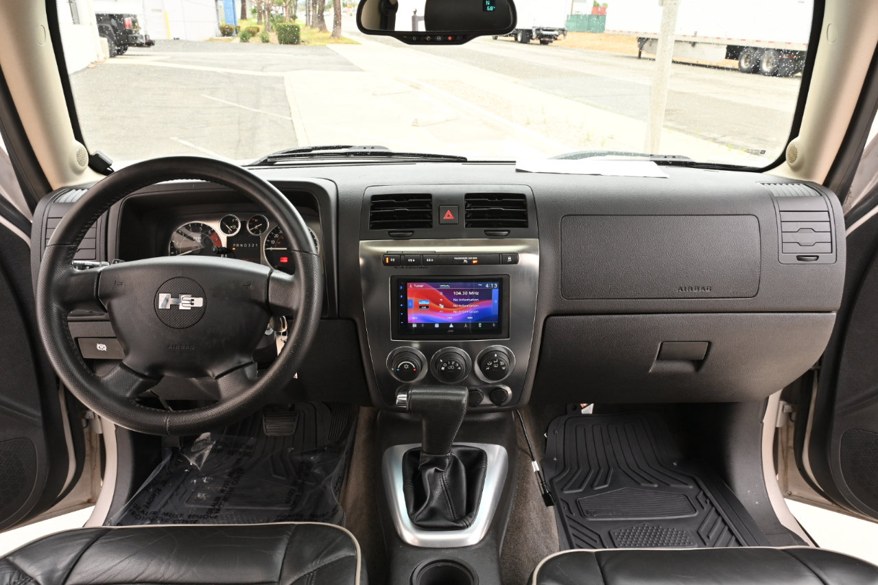 Used 2006 HUMMER H3 image 12