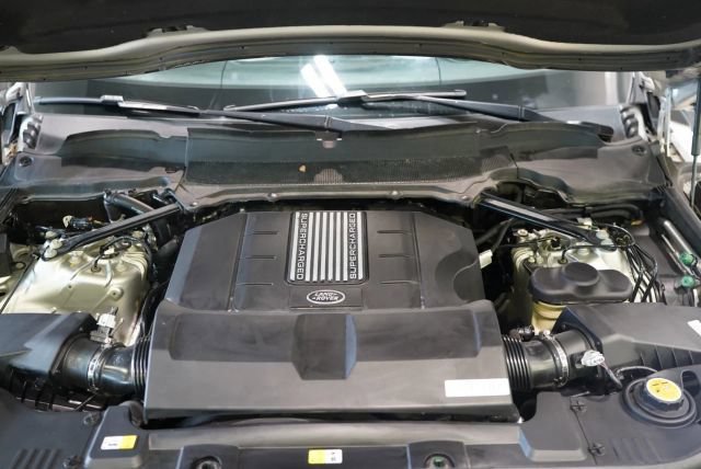 Used 2020 Land Rover Range Rover HSE AWD/4WD image 11