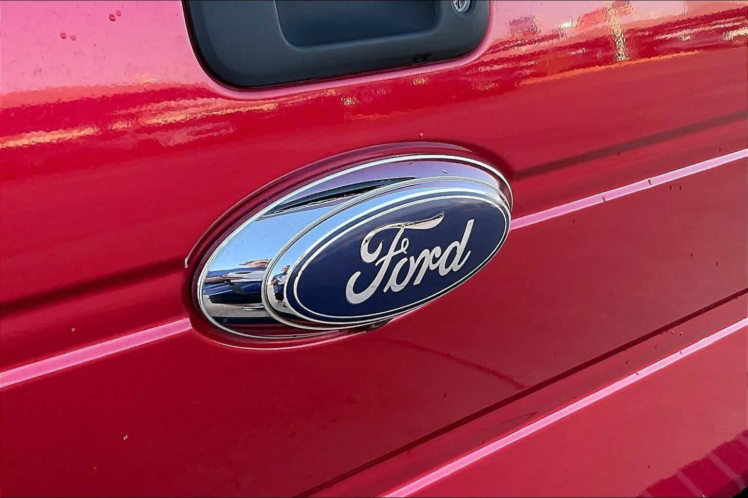 Used 2012 Ford F150 XLT w/ XLT Chrome Pkg RWD image 28