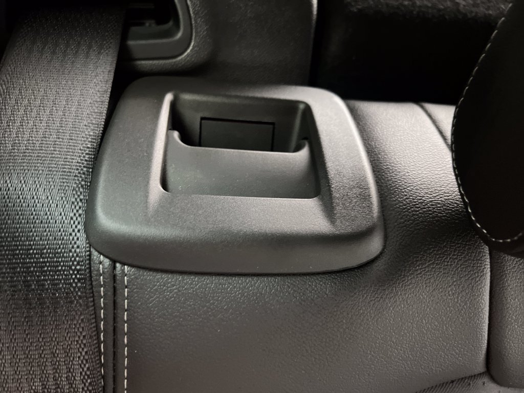 Used 2025 Chevrolet Trax LT FWD image 23