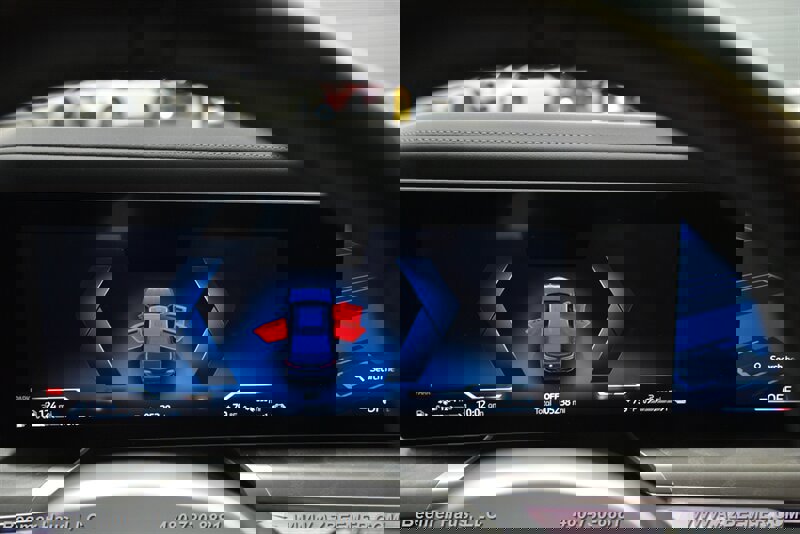 Used 2025 BMW 750e xDrive w/ Executive Package AWD/4WD image 31