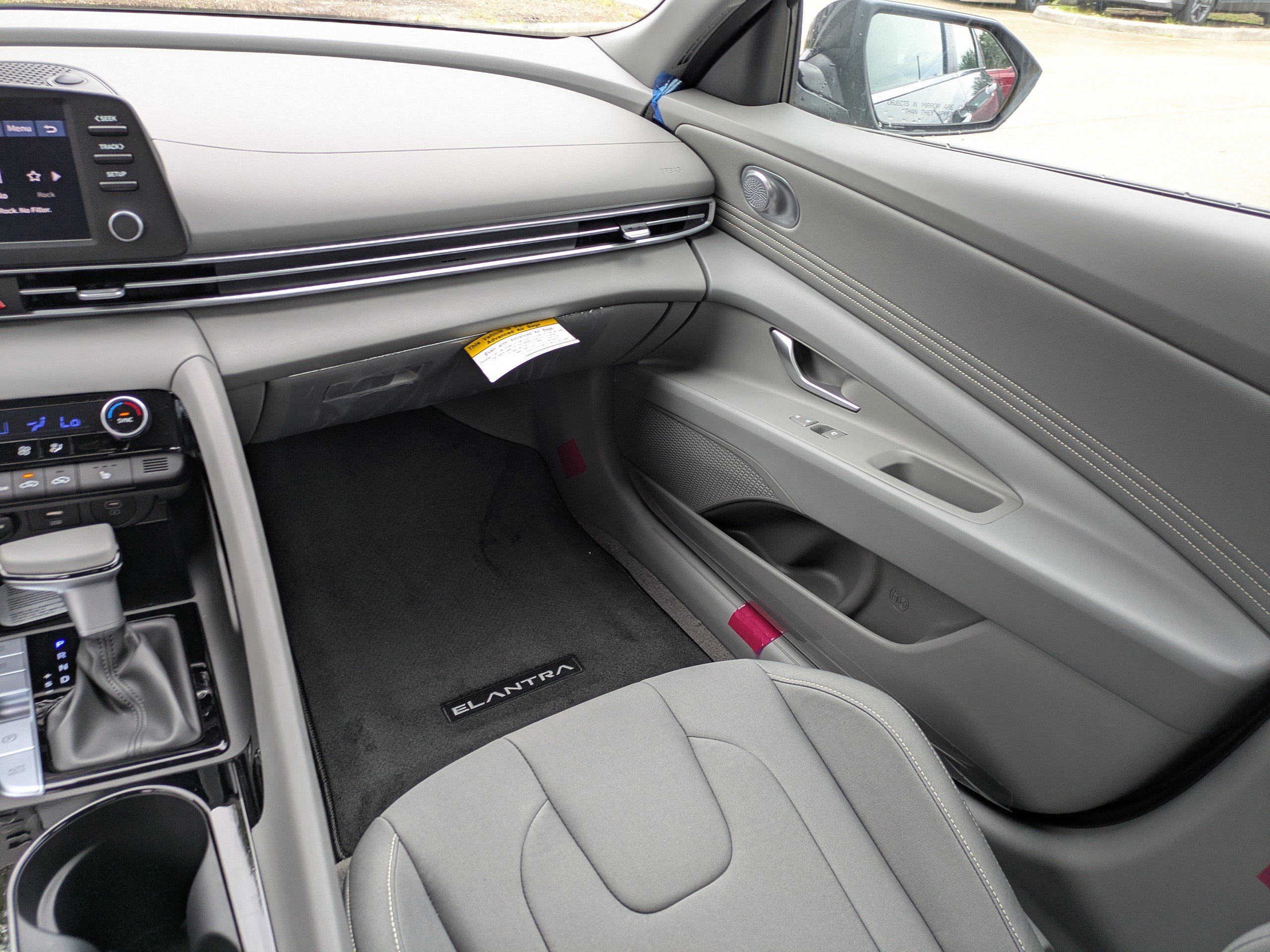 New 2026 Hyundai Elantra SEL Sport Premium FWD image 17