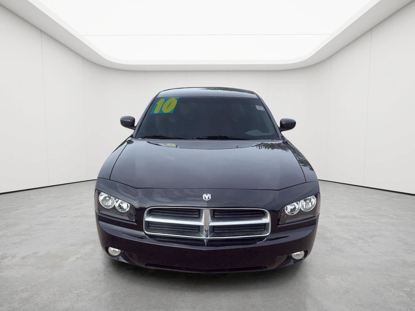 Used 2010 Dodge Charger SXT RWD image 2