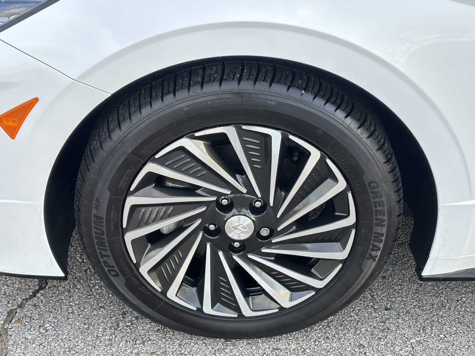 Used 2023 Hyundai Sonata SEL image 13