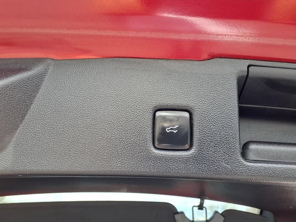Used 2020 Ford Escape SEL AWD/4WD image 16