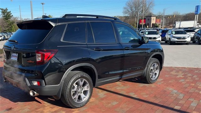 Certified 2023 Honda Passport TrailSport image 9