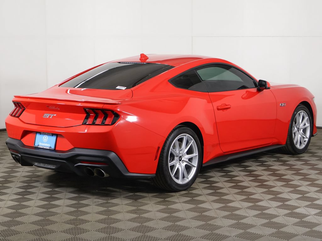 Used 2025 Ford Mustang GT Premium RWD image 12