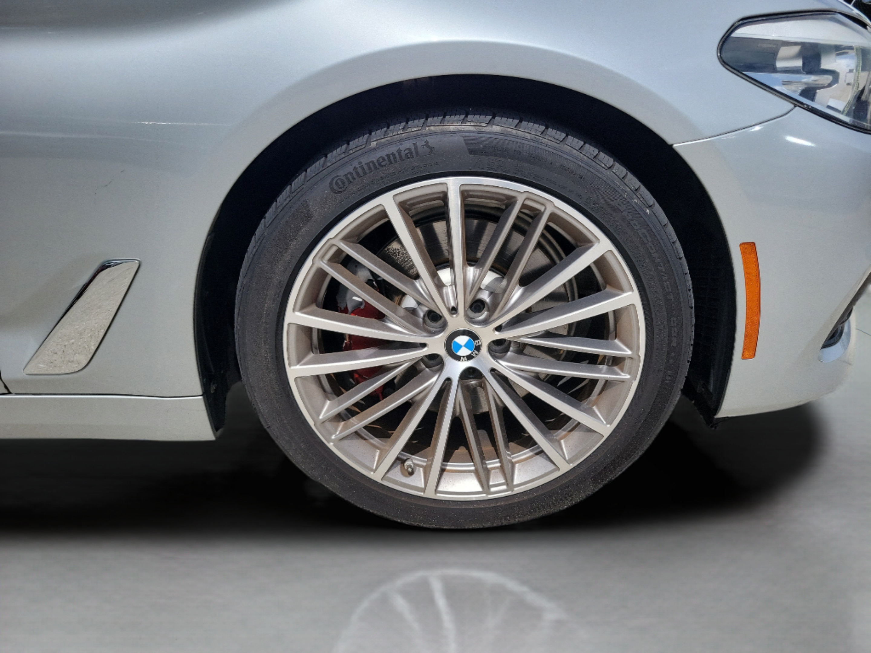 Used 2019 BMW 540i w/ Convenience Package RWD image 28