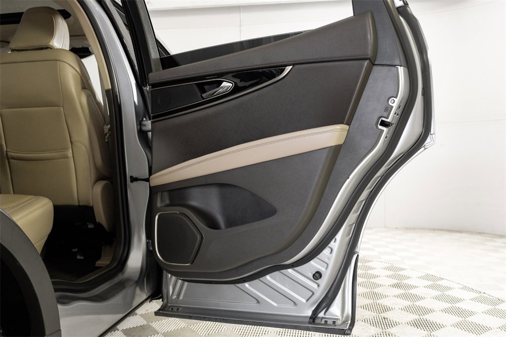 Used 2023 Lincoln Nautilus Reserve image 49