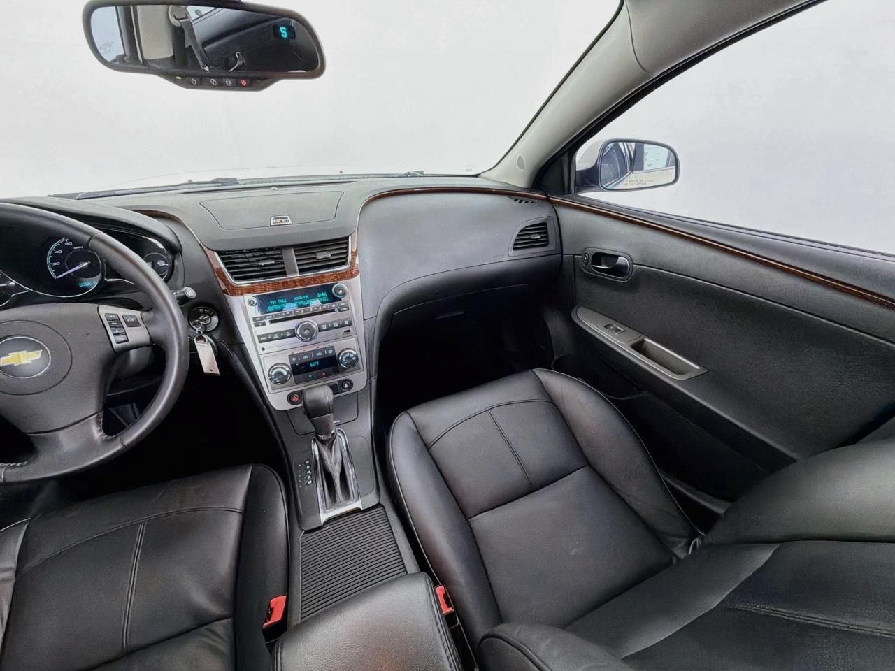 Used 2012 Chevrolet Malibu LTZ FWD image 12