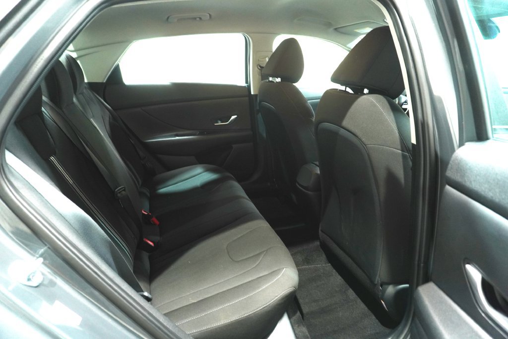 Certified 2023 Hyundai Elantra SEL w/ Preferred Accessory Package FWD image 14