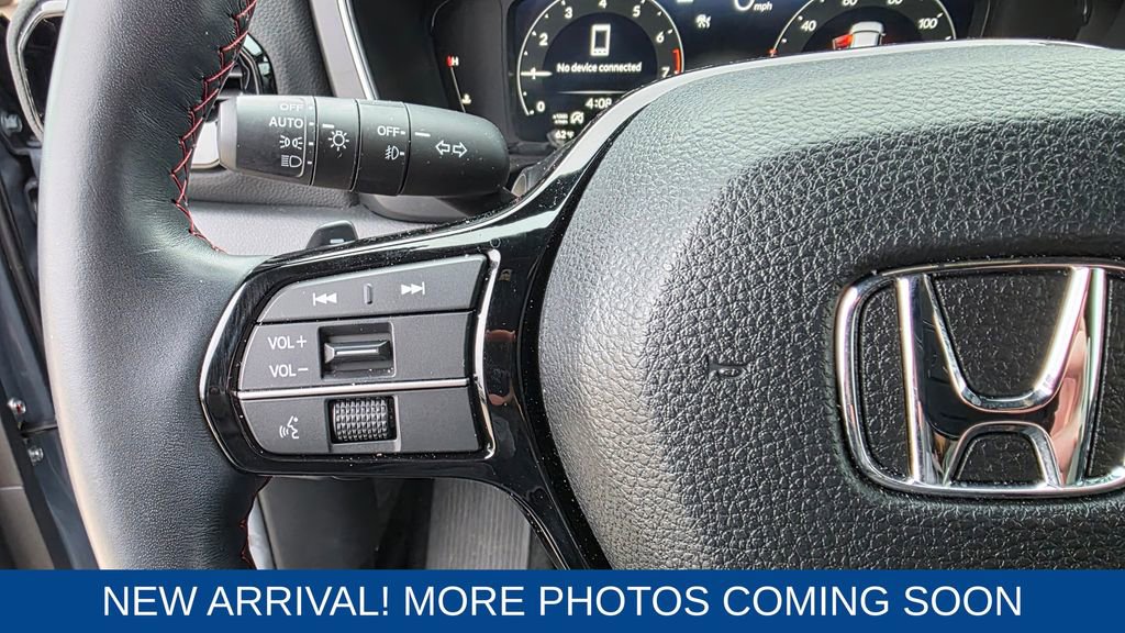 Used 2025 Honda Pilot Black Edition image 16