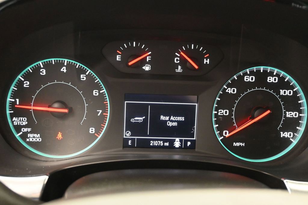 Used 2023 Chevrolet Traverse LS FWD image 18