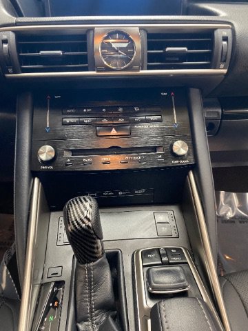 Used 2018 Lexus IS 300 AWD image 19