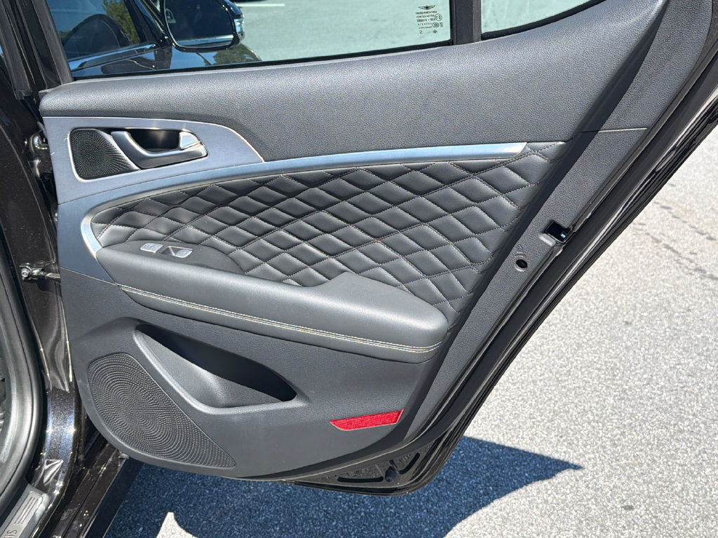 Used 2019 Genesis G70 3.3T Advanced w/ Prestige Package RWD image 18