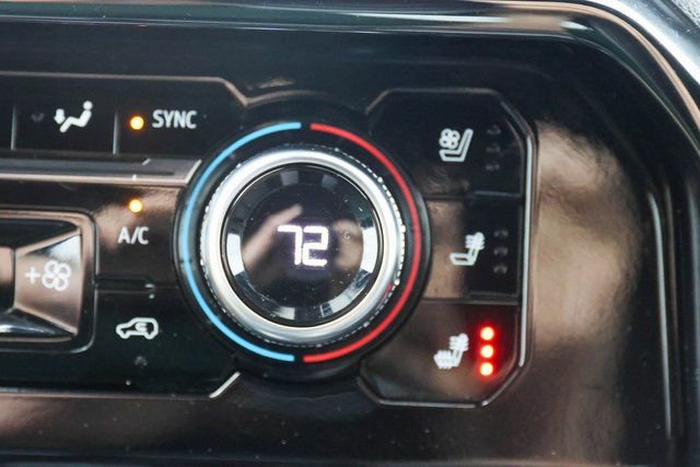 Used 2024 GMC Sierra 2500 AT4 w/ AT4 Premium Plus Package image 26