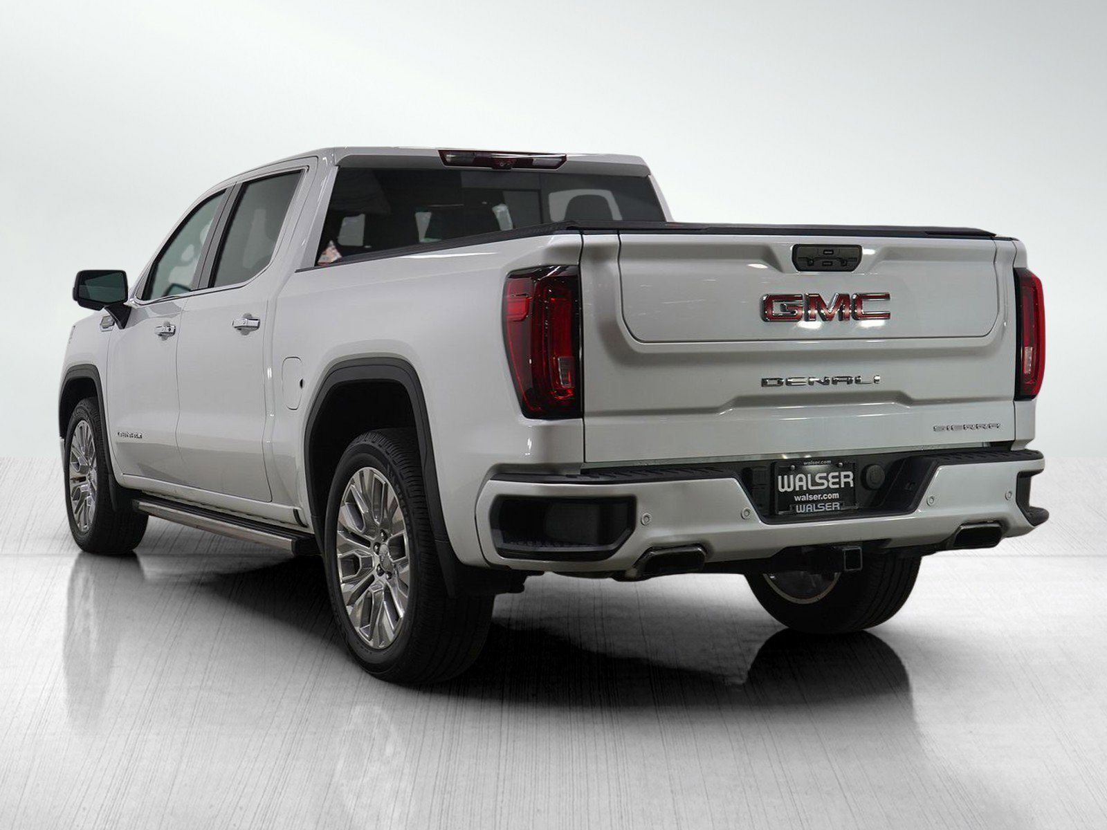 Used 2021 GMC Sierra 1500 Denali w/ Denali Ultimate Package image 3