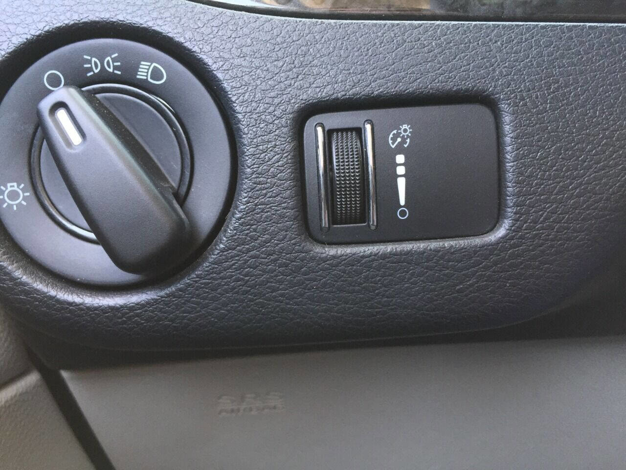 Used 2014 RAM C/V Tradesman w/ UConnect Hands-Free Group image 14