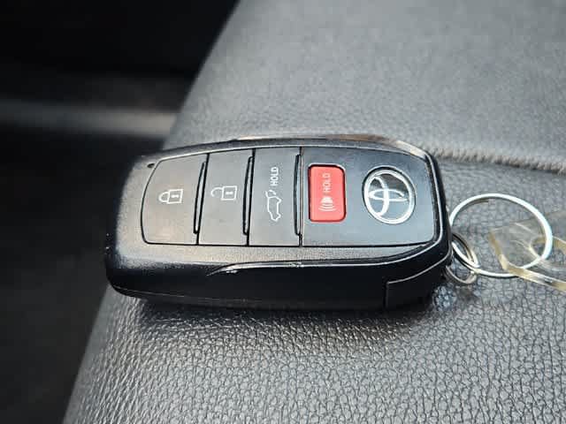Used 2025 Toyota Grand Highlander AWD image 29