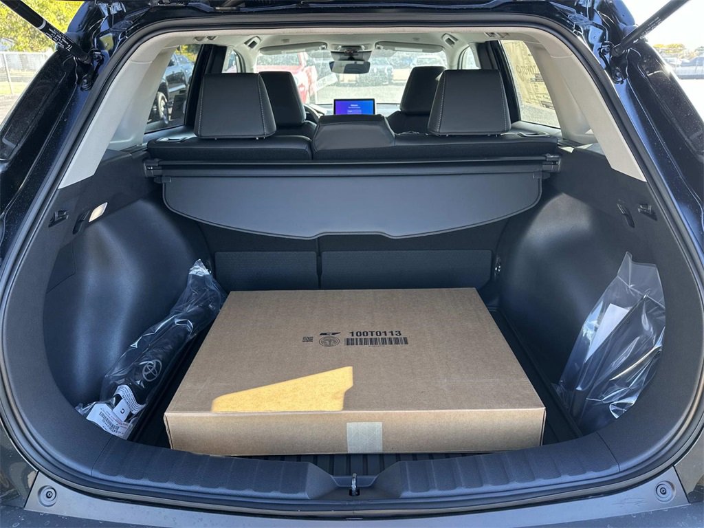 New 2026 Toyota Corolla Cross XLE image 9