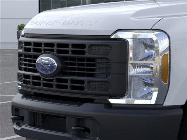 New 2025 Ford F350 XL w/ 360-Degree Camera Package image 17