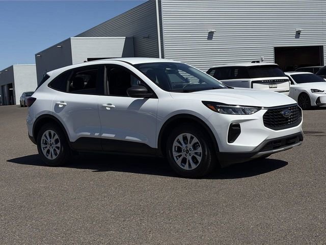 Used 2025 Ford Escape Active image 4